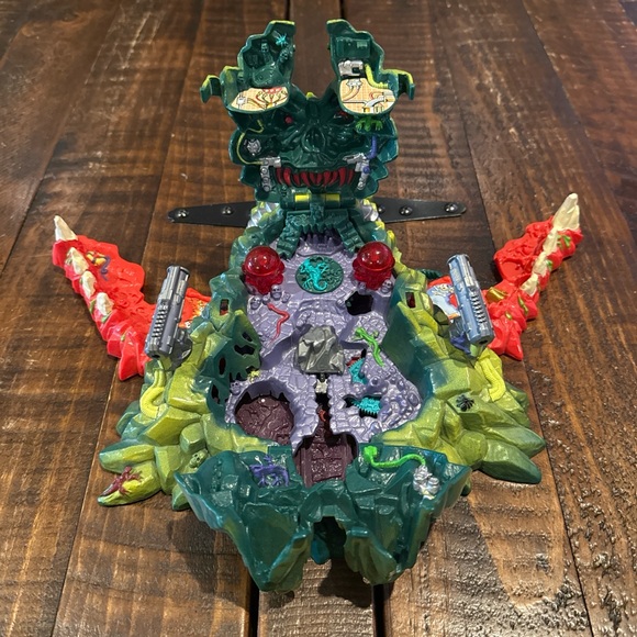 Mighty Max Storms Dragon Island Doom Zone Playset - Picture 3 of 4